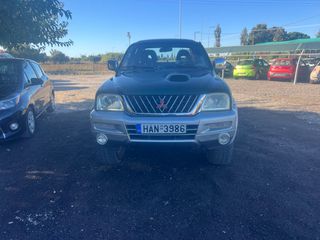 Mitsubishi L200 2002