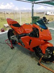 Honda CBR 600RR 2006 CBR 600 RR