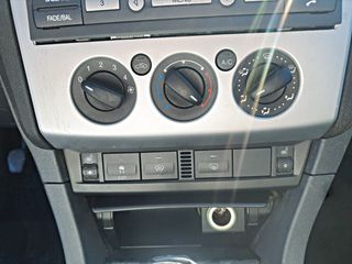 Ford Focus 2006 1.6 TDCI DIESEL 3.900€ ΣΗΝ ΜΕΤΑΒΊΒΑΣΗ ΚΑΙ ΤΈΛΗ-thumb-14