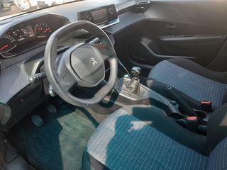 Peugeot 208 2022 1,5 101HP-thumb-7