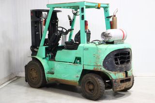Mitsubishi 2005 FG40K-thumb-2
