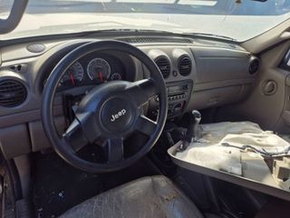 JEEP CHEROKEE '03 3.7-thumb-9