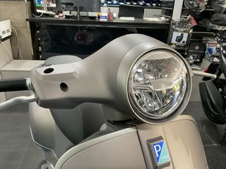 Vespa GTS Super Tech 125 2026-thumb-12
