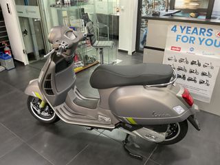 Vespa GTS Super Tech 125 2026-thumb-22