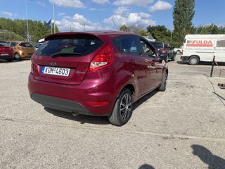 Ford Fiesta 2010-thumb-2