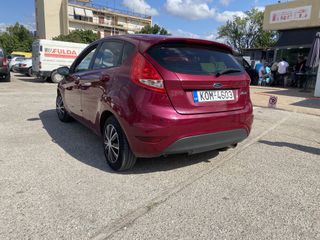Ford Fiesta 2010-thumb-3