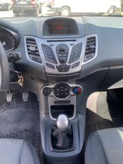 Ford Fiesta 2010-thumb-4