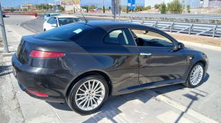 Alfa Romeo GT 2005 BERTONE-thumb-4