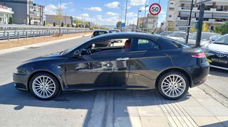 Alfa Romeo GT 2005 BERTONE-thumb-9
