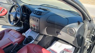 Alfa Romeo GT 2005 BERTONE-thumb-27