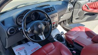Alfa Romeo GT 2005 BERTONE-thumb-31
