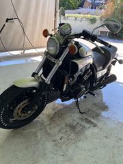 Yamaha V-MAX 2000 1200