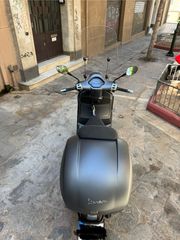Piaggio Vespa 2023 GTS 125 supersport-thumb-5