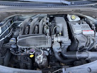 Citroen C3 2016 1.2 VVTi PURETECH 82 FEEL  ΑΥΤΟΜΑΤΟ F1-thumb-1