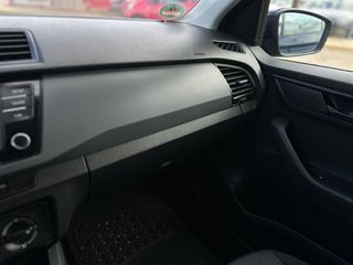 Skoda Fabia 2017 MPI Cool Edition-thumb-22
