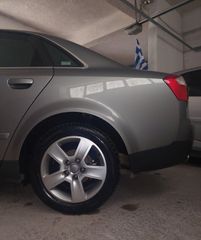 Audi A4 2004 a4-thumb-2