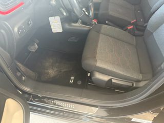 Citroen C3 2017 SHINE 1.2 PURETECH 110 HP-thumb-8