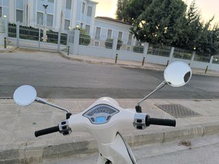 Vespa Primavera 50 2016 2t-thumb-8