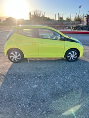 Toyota Aygo 2016 1.0 X-PLAY TOUCH KAIΝΟΥΡΓΙΑ ΛΑΣΤΙΧΑ SERVICE ΤΙΜΗ ΣΥΖΗΤΗΣΙΜΗ-thumb-2