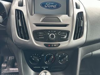 Ford Transit Connect 2016-thumb-23