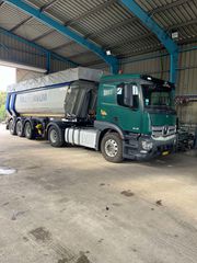 Mercedes-Benz 2015 Actros 1843