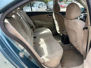 Nissan Primera 2004-thumb-15