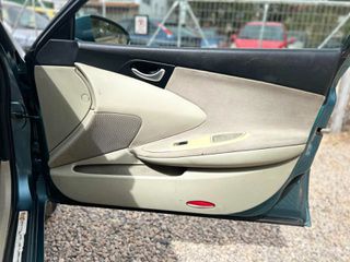 Nissan Primera 2004-thumb-17