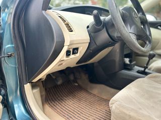 Nissan Primera 2004-thumb-25