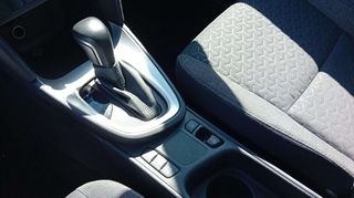 Toyota Yaris Cross 2023 1490cc 111hp Ηybrid Auto ΓΡΑΜΜΑΤΙΑ ΜΕΤΑΞΥ ΜΑΣ-thumb-17