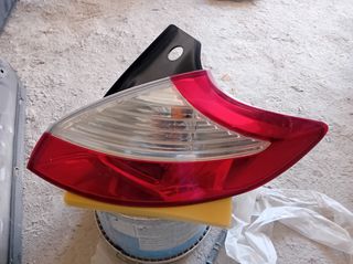 Renault megane 2014-2015 φανάρι πίσω δεξιά γνήσιο Μεταχειρισμένο
