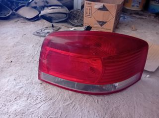 Audi A3 2004-2008 φανάρι πίσω δεξιά γνήσιο Μεταχειρισμένο