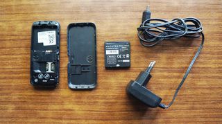 Alcatel OT-V212 (2008)-thumb-1