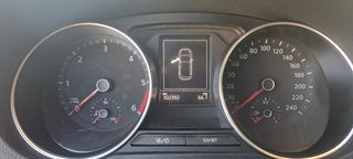 Volkswagen Polo 2015 1.4 tdi bluemotion dsg-thumb-5