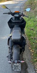 Bmw CE 04 2022-thumb-5