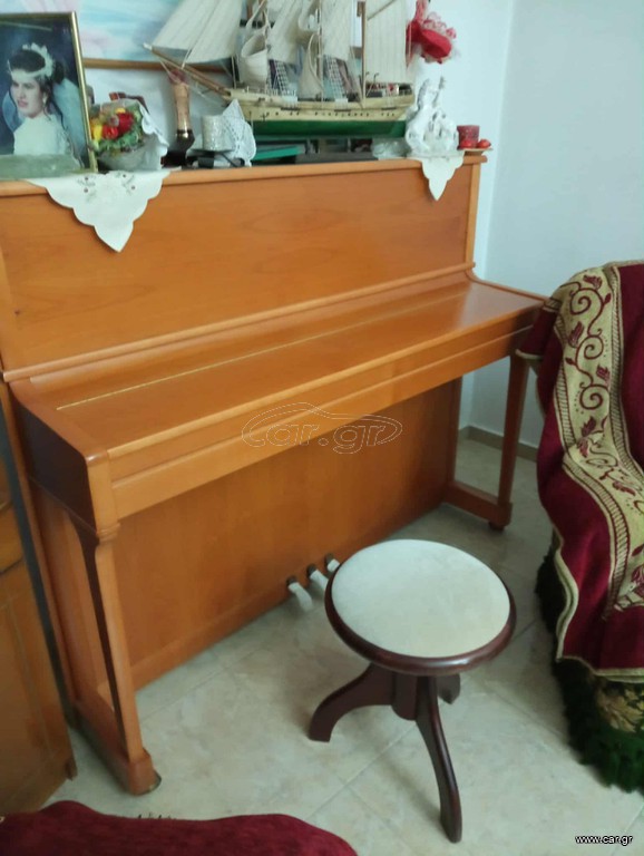 Schimmel Piano 112/5