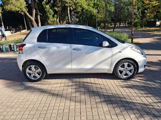 Toyota Yaris 2011 YARIS 1.3 VVTI. με 6 ταχύτητες