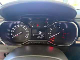 Citroen C3 2017 1.2 PureTech Feel-thumb-25