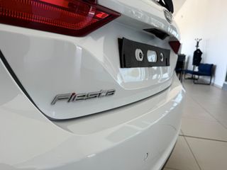Ford Fiesta 2018 ECOBOOST PANORAMA-thumb-10