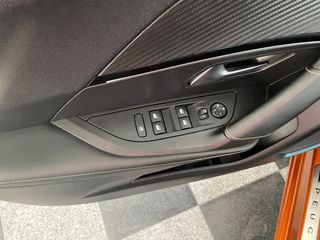 Peugeot 2008 2020 GT LINE-thumb-34