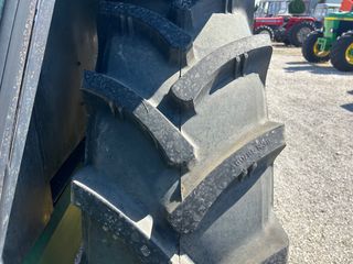 Τρακτέρ John Deere 1989 3650-thumb-12