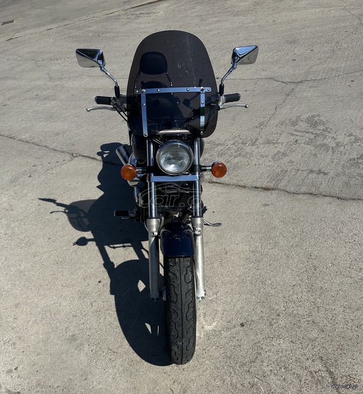 Honda Magna 2000
