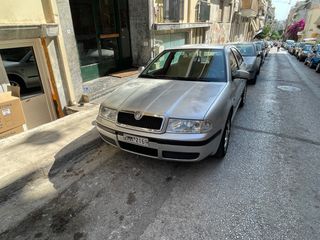 Skoda Octavia 2003-thumb-1