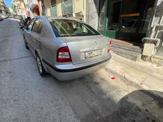Skoda Octavia 2003-thumb-4