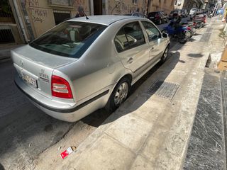 Skoda Octavia 2003-thumb-5