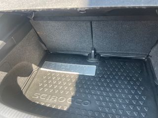 Volkswagen Scirocco 2010 1.4 TSI 160 HP-thumb-2