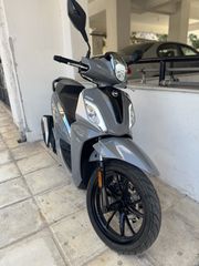 Sym Symphony ST 125 2022