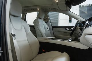 Volvo XC 60 2021 B5 MHEV/ INSCRIPTION/ PANORAMA-thumb-63