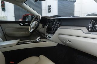 Volvo XC 60 2021 B5 MHEV/ INSCRIPTION/ PANORAMA-thumb-61