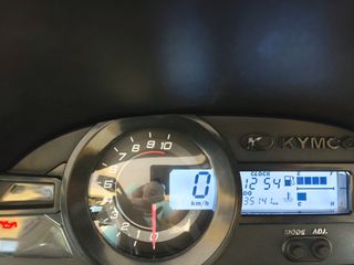 Kymco Xciting 400i 2017-thumb-6