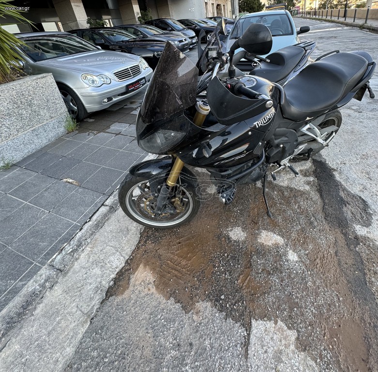 Triumph Tiger 1050 2011 Tiger 1050
